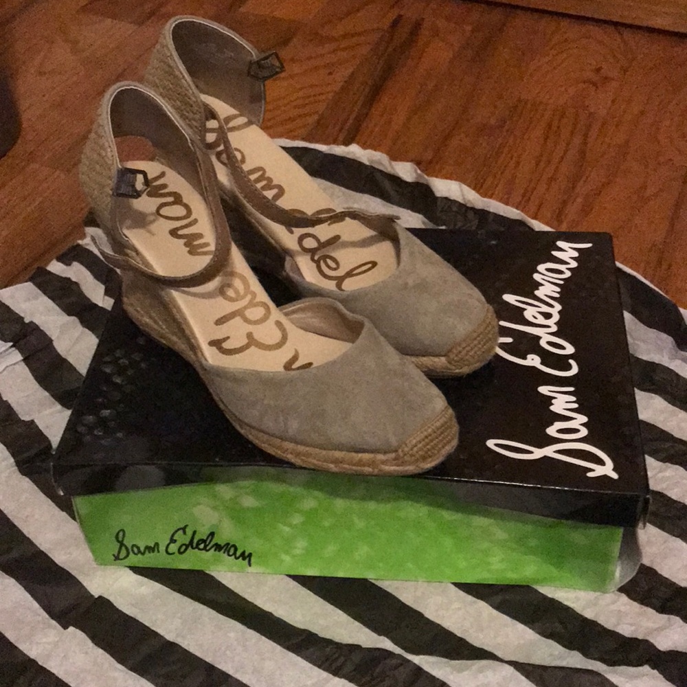 Sam Edelman grey wedges